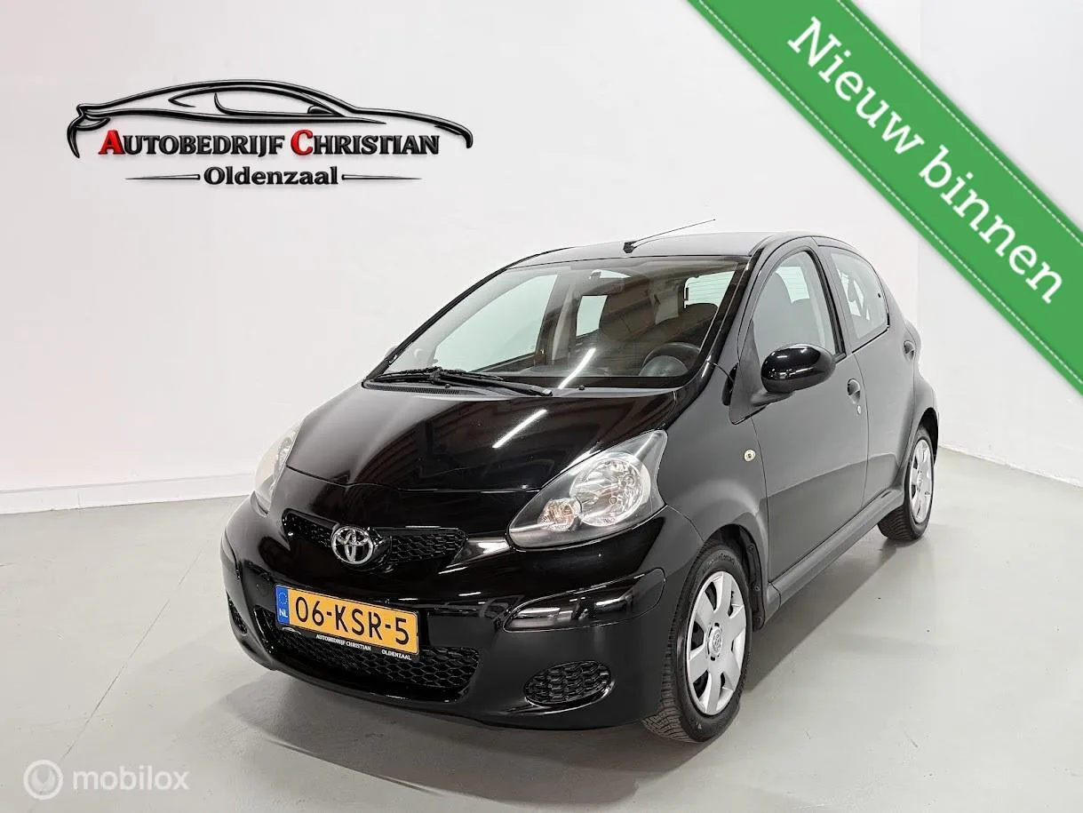 Toyota Aygo (2010) — foto 1