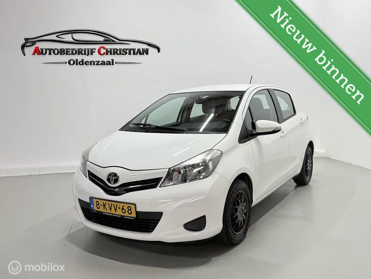 Toyota Yaris (2013) — foto 1