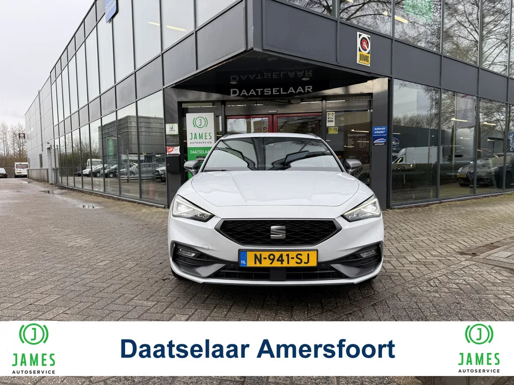 SEAT Leon Sportstourer (2022) — foto 1