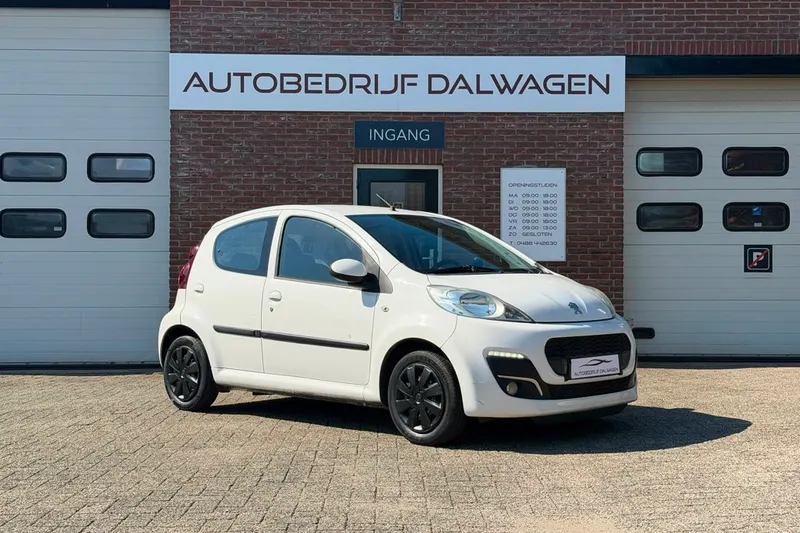 Peugeot 107 (2012)