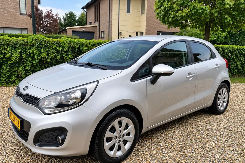 Kia Rio (2012)