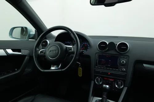 Audi A3 (2011) — foto 1
