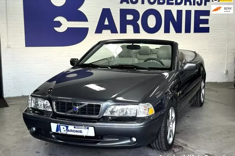 Volvo C70 (2004)