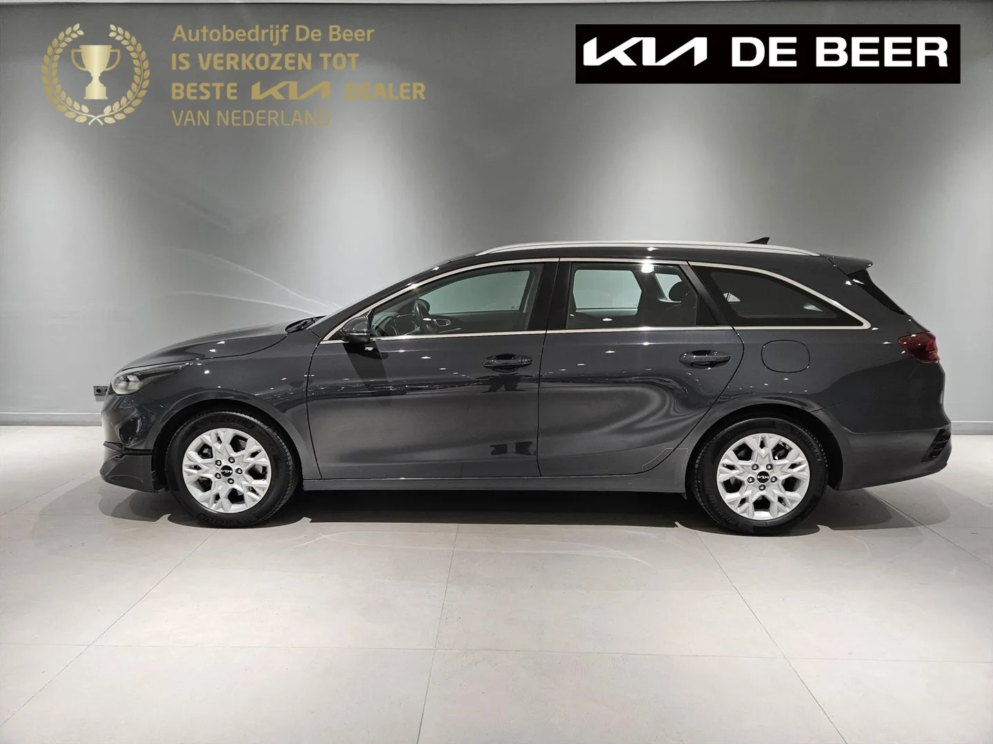 Kia Ceed Sportswagon (2025) — foto 1