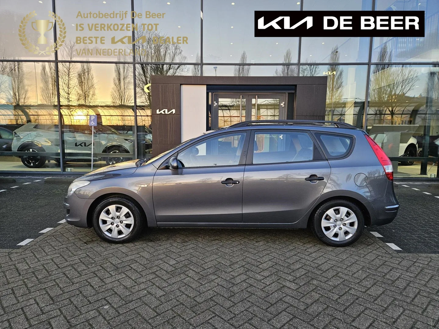 Hyundai i30 (2008) — foto 1