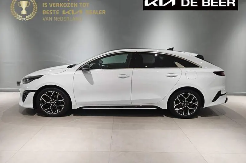 Kia Proceed (2023)