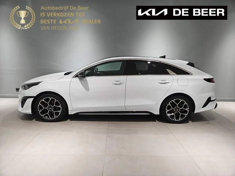 Kia Proceed (2023) — foto 1