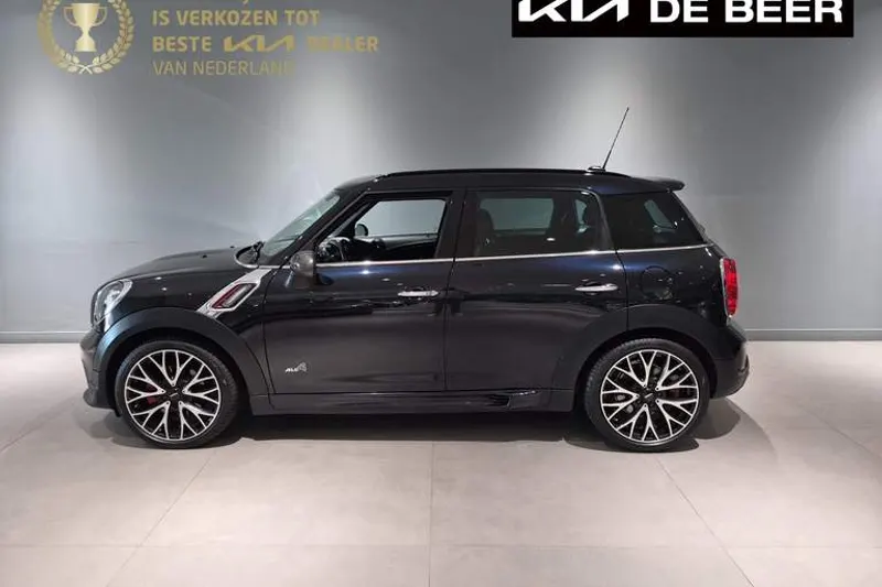 MINI Countryman (2016)