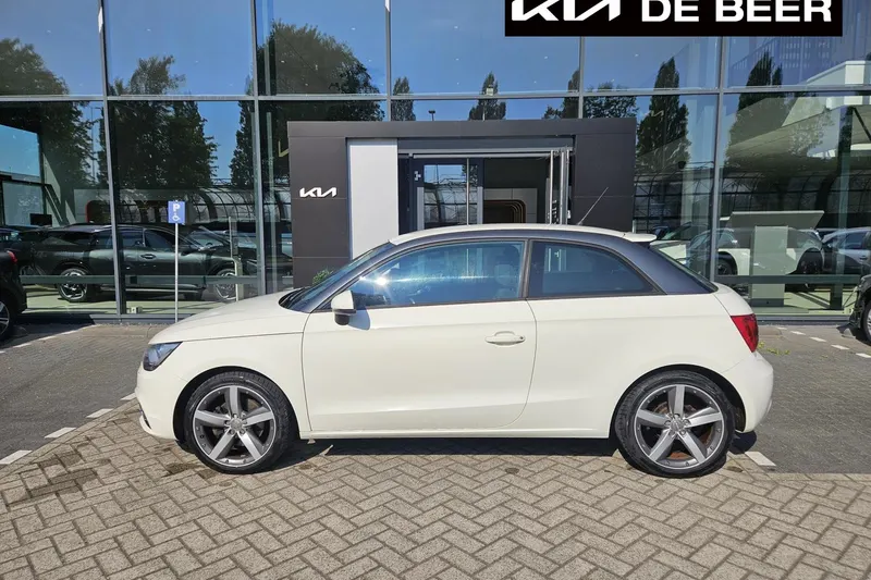 Audi A1 (2011)