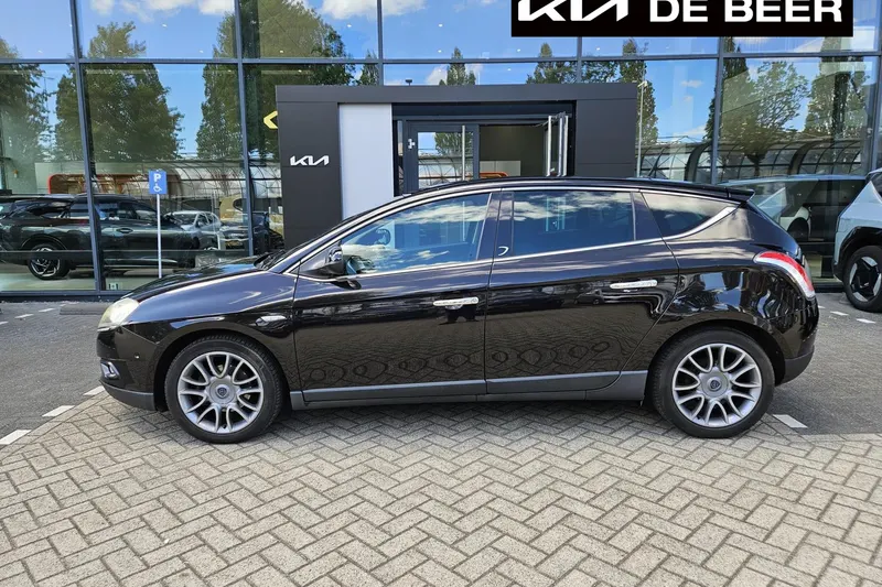 Lancia Delta (2010)