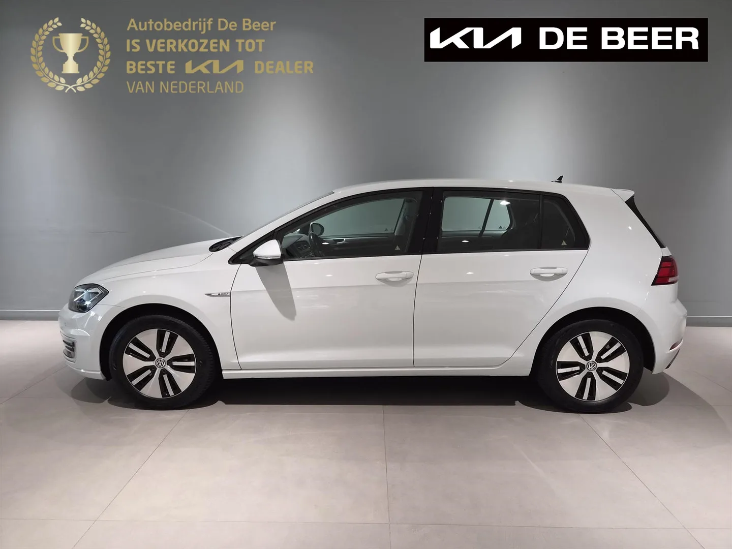 Volkswagen e-Golf (2020) — foto 1