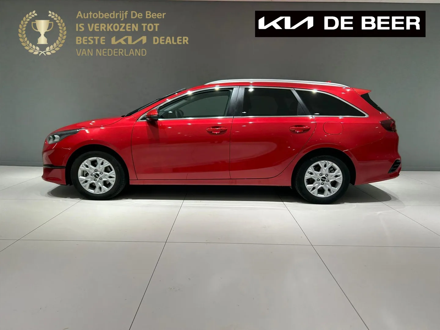 Kia Ceed Sportswagon (2025) — foto 1