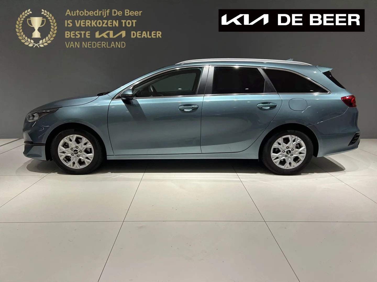 Kia Ceed Sportswagon (2025) — foto 1