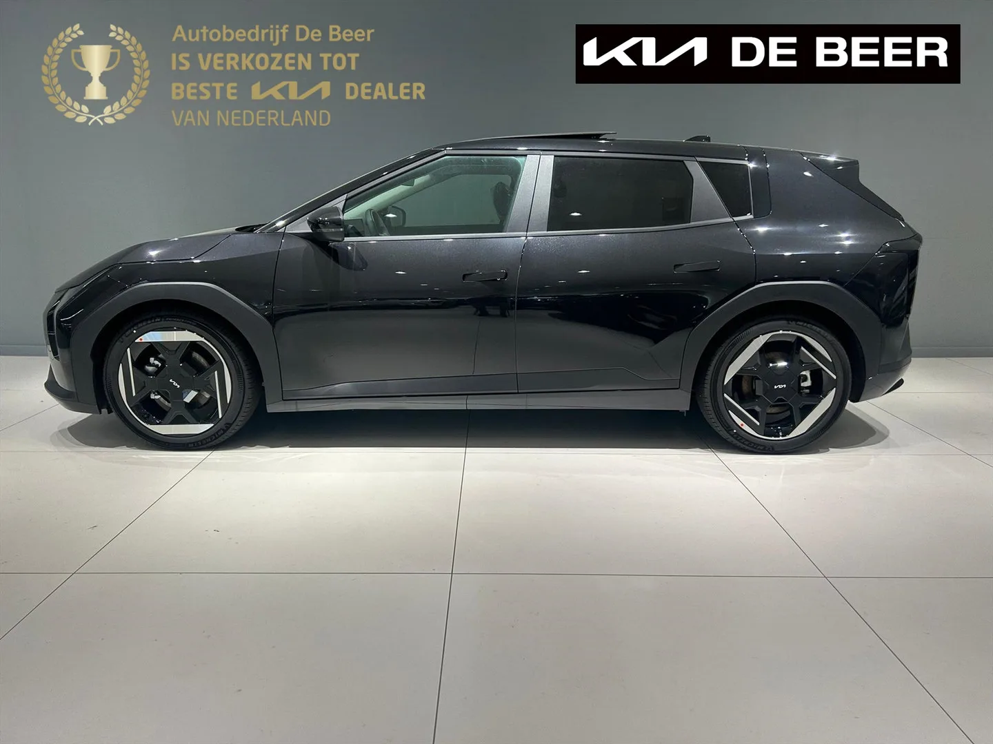Kia EV4 (2026) — foto 1