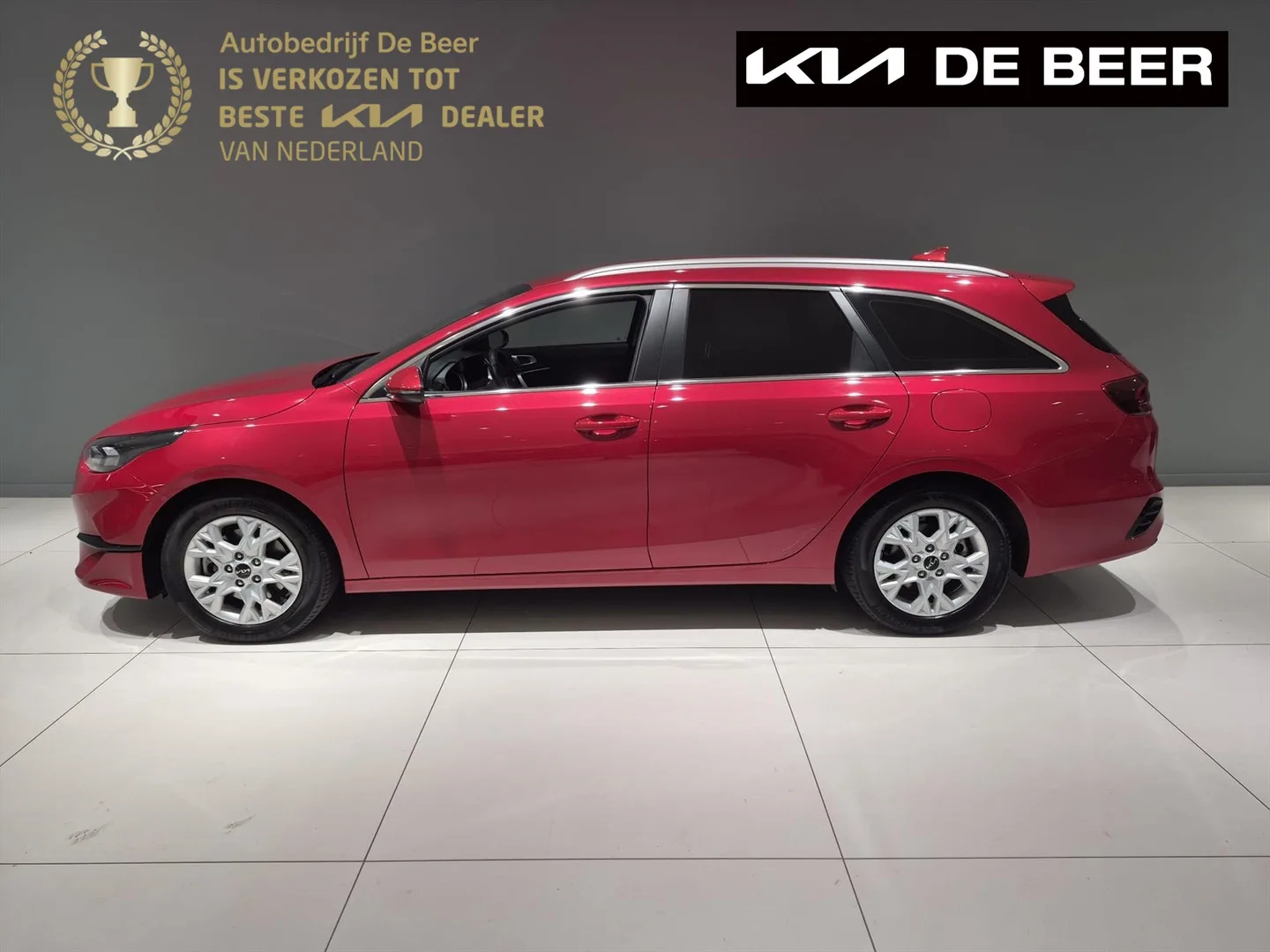 Kia Ceed Sportswagon (2025) — foto 1