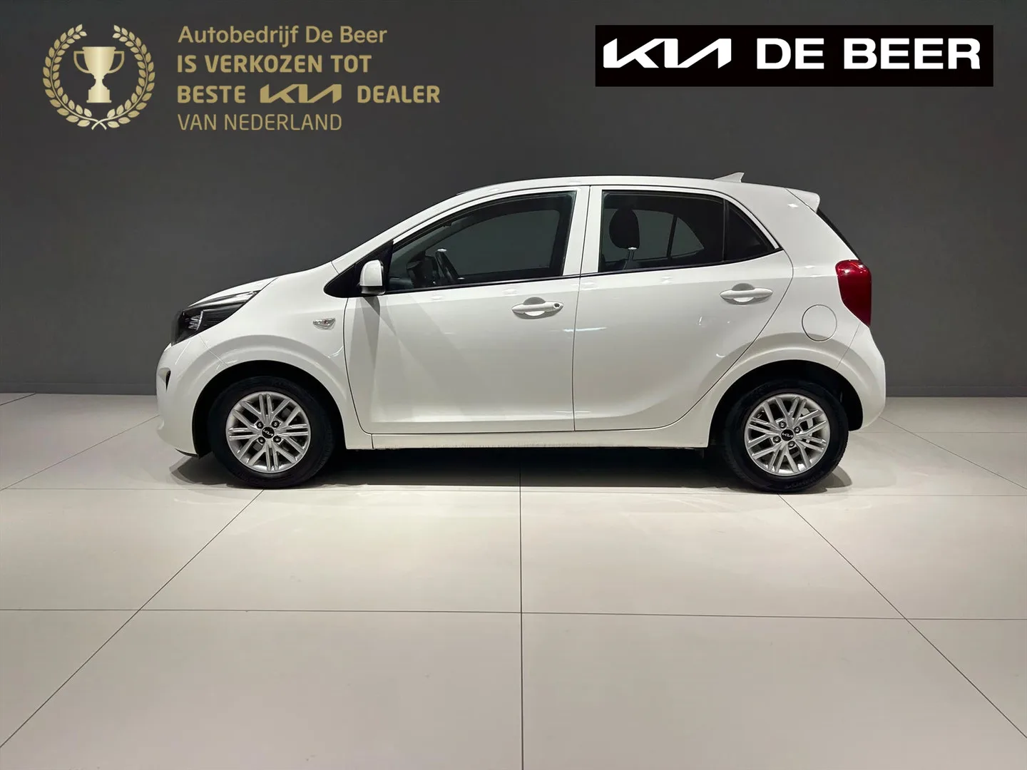 Kia Picanto (2023) — foto 1