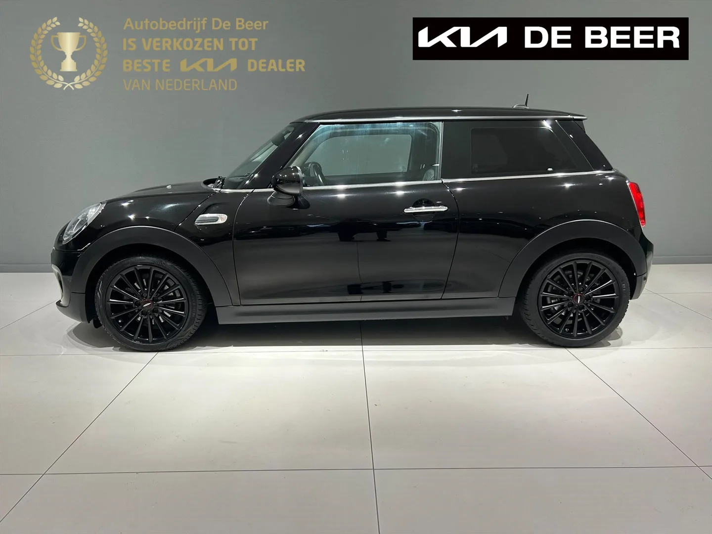 MINI Cooper (2018) — foto 1