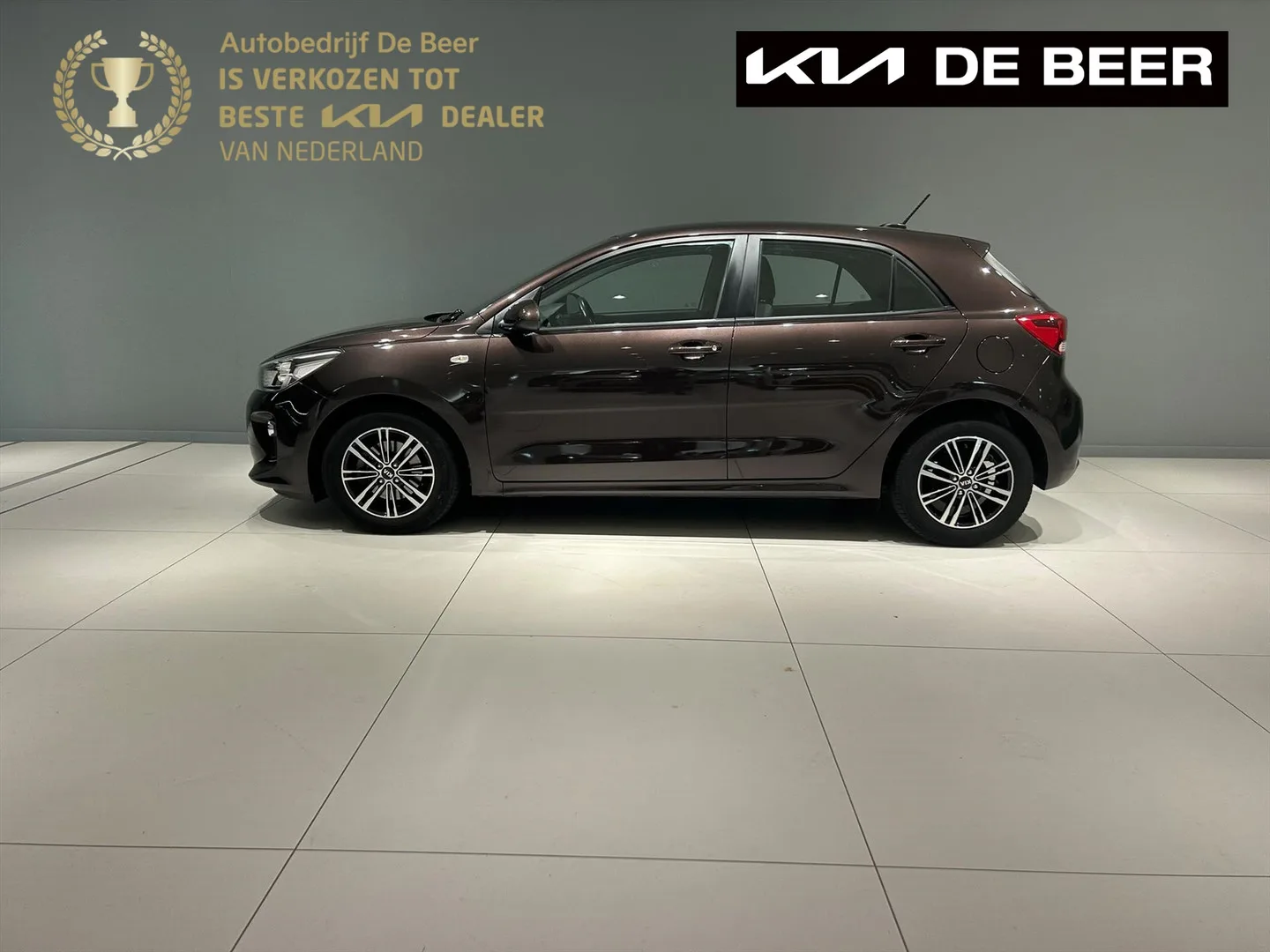Kia Rio (2018) — foto 1