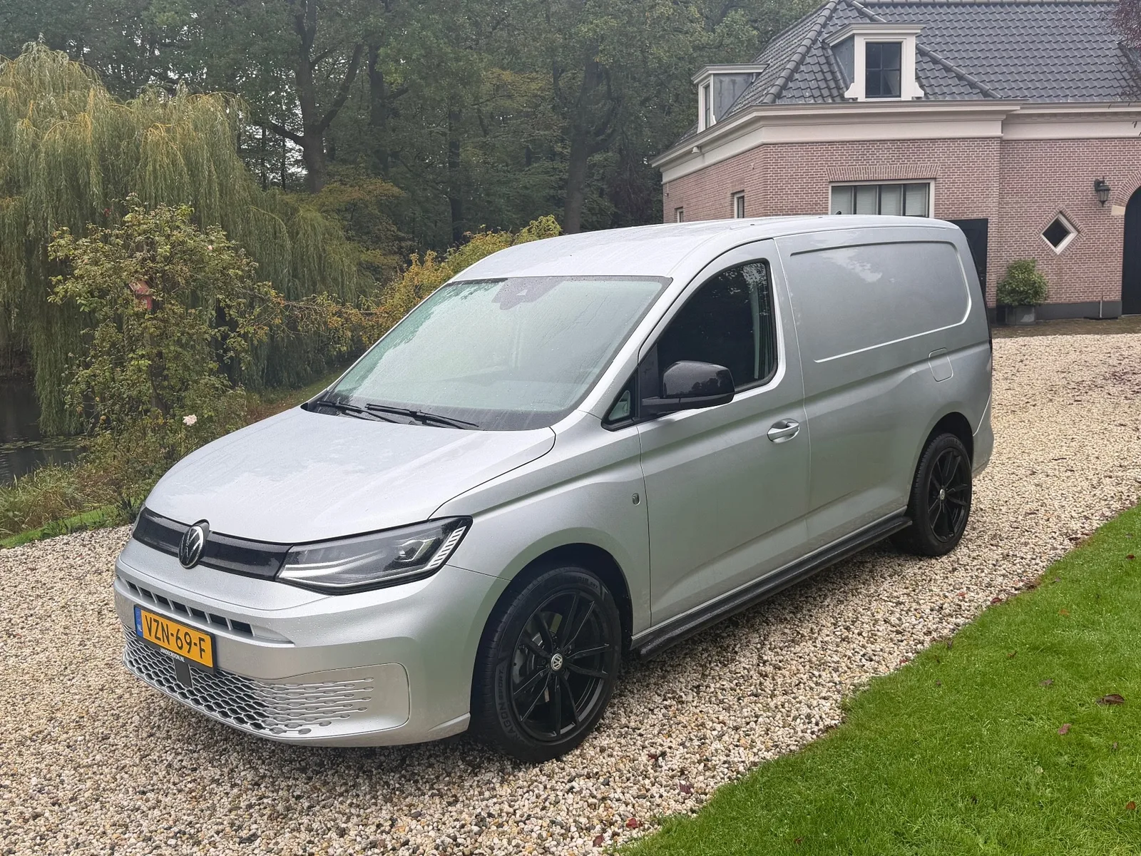 Volkswagen Caddy (2022) — foto 1