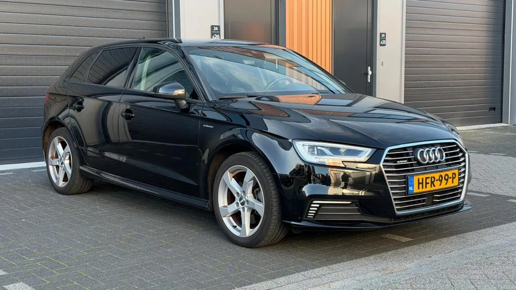 Audi A3 (2017) — foto 1