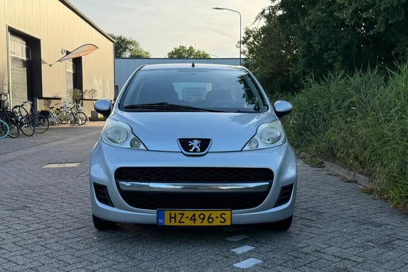 Peugeot 107 (2011)