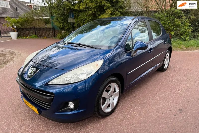 Peugeot 207 (2010)