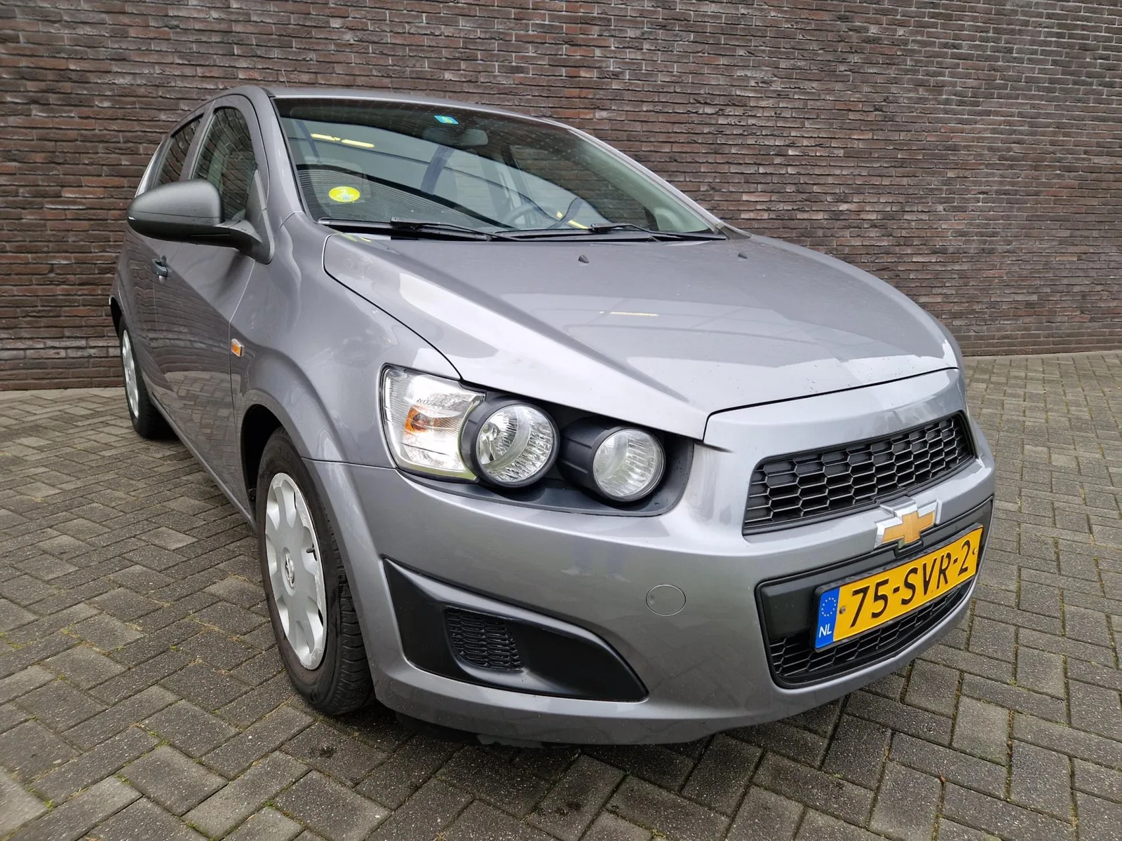 Chevrolet Aveo (2011) — foto 1