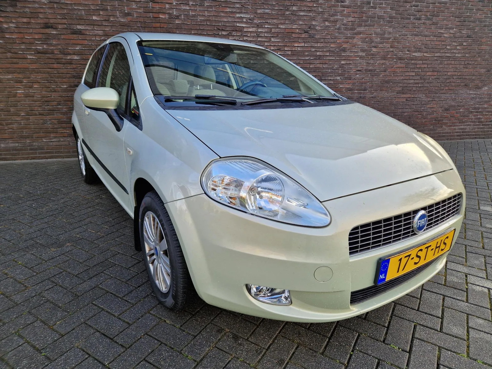 Fiat Grande Punto (2006) — foto 1