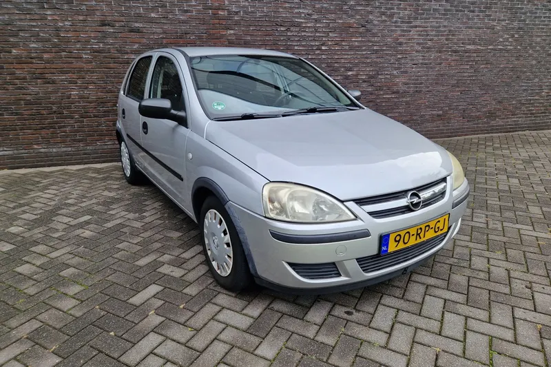 Opel Corsa (2005)