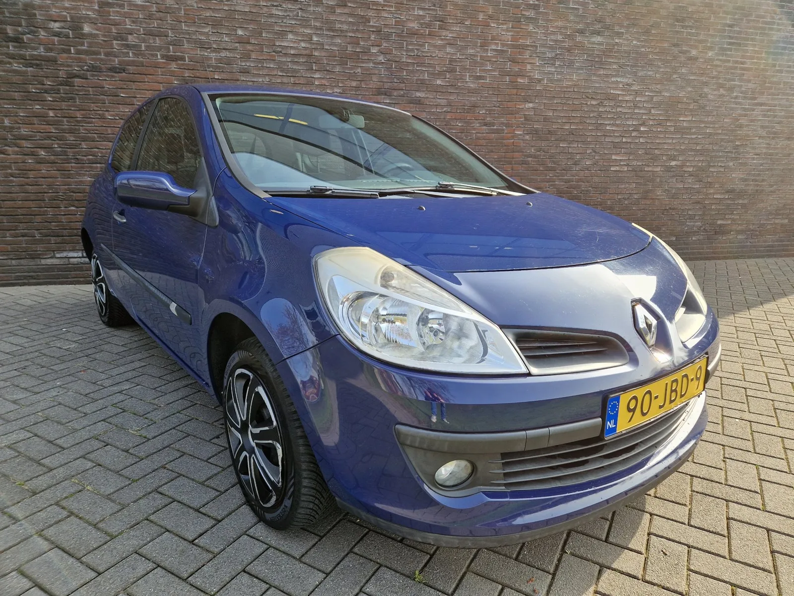Renault Clio (2009) — foto 1