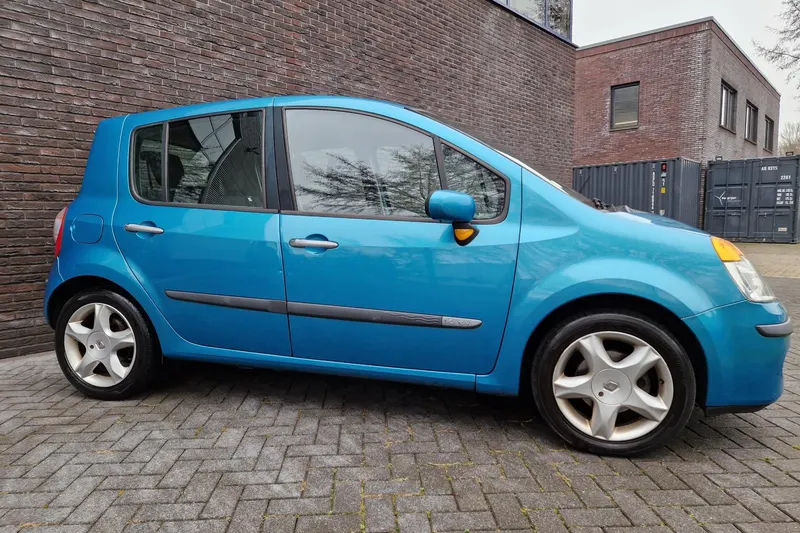 Renault Modus (2005)