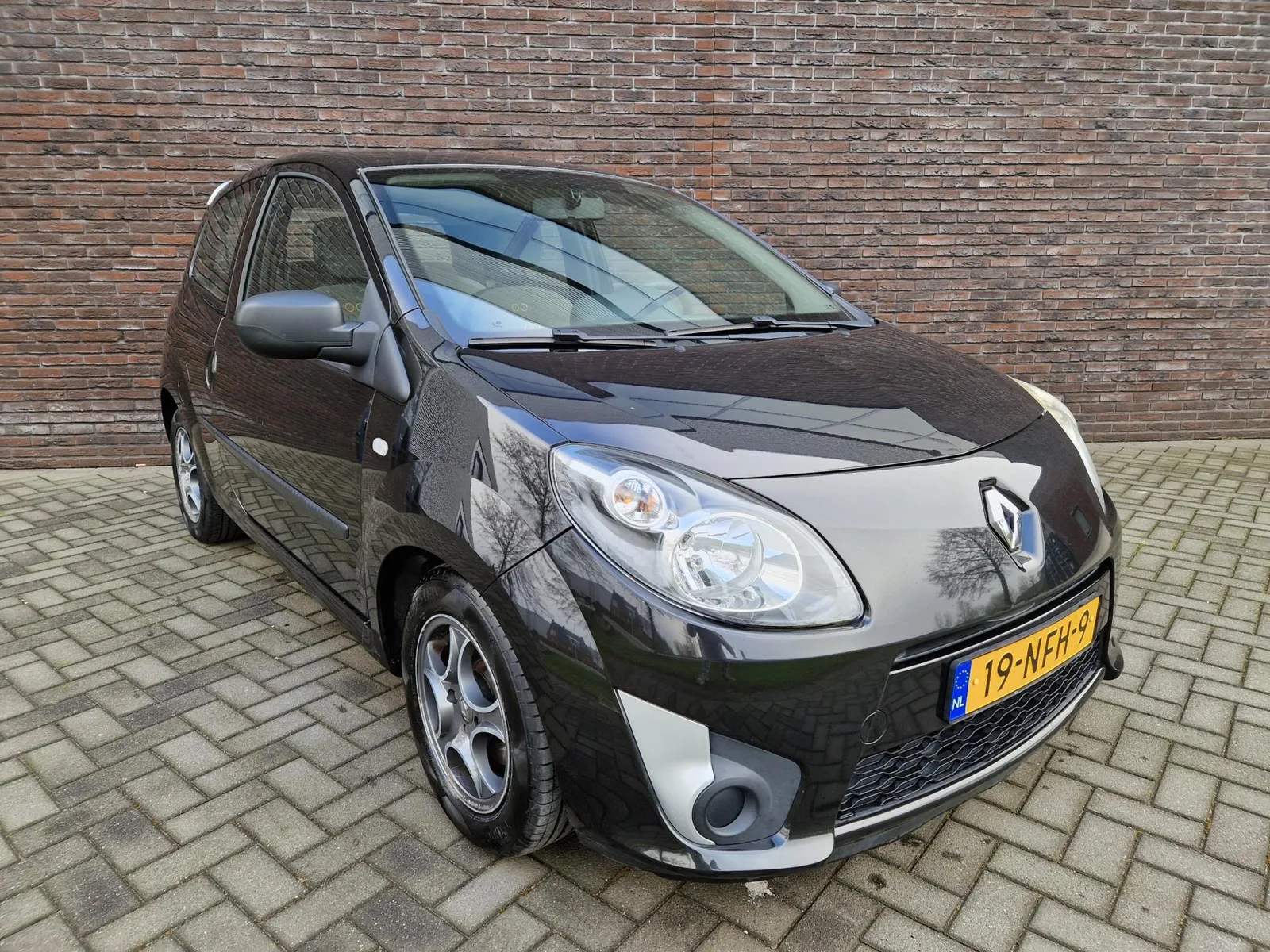 Renault Twingo (2010) — foto 1