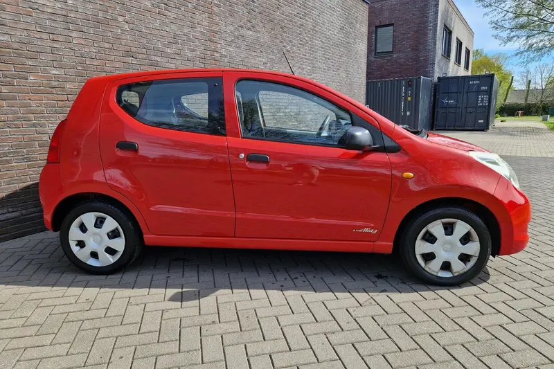 Suzuki Alto (2010)