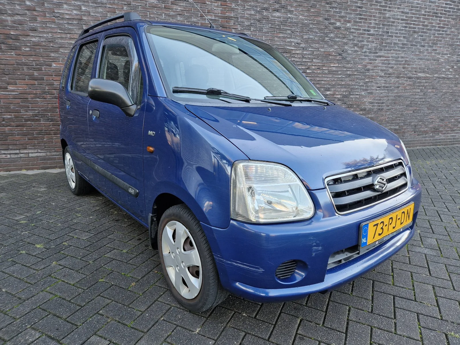 Suzuki Wagon R+ (2004) — foto 1