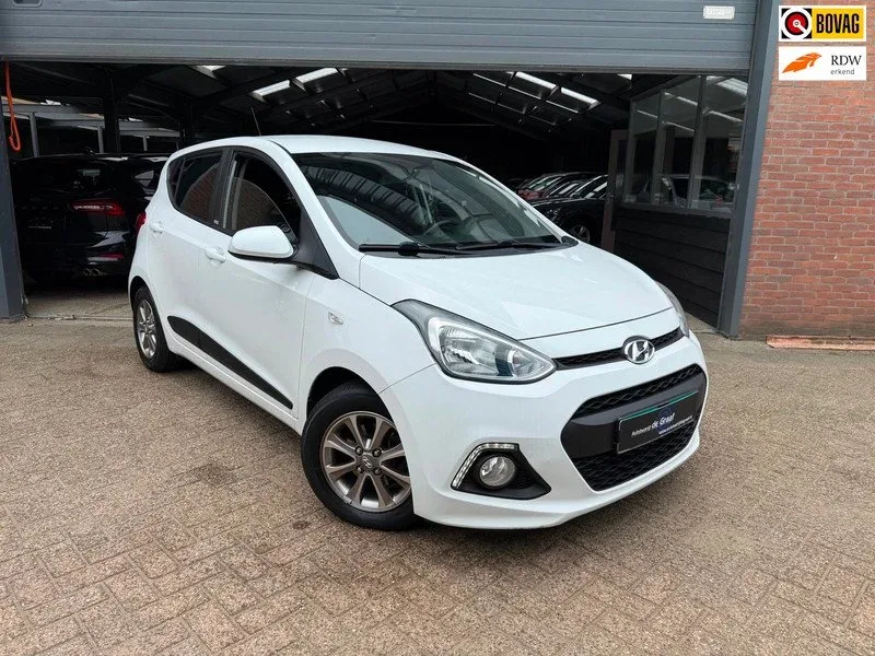Hyundai I10i (2016) — foto 1