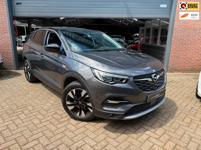 Opel Grandland (2019) — foto 1