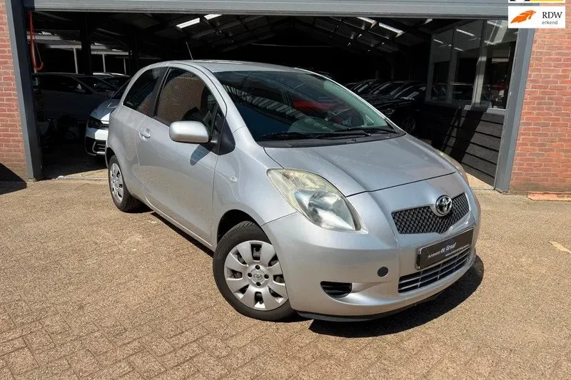 Toyota Yaris (2007)