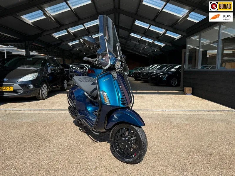 Vespa Bromscooter Sprint 50 S (2022) — foto 1