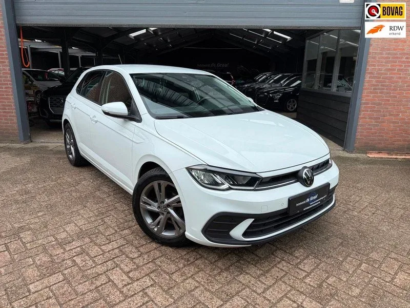Volkswagen Polo (2023) — foto 1