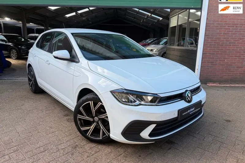 Volkswagen Polo (2023)