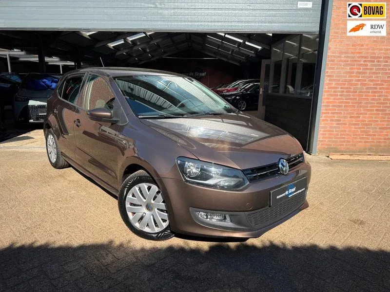 Volkswagen Polo (2013) — foto 1