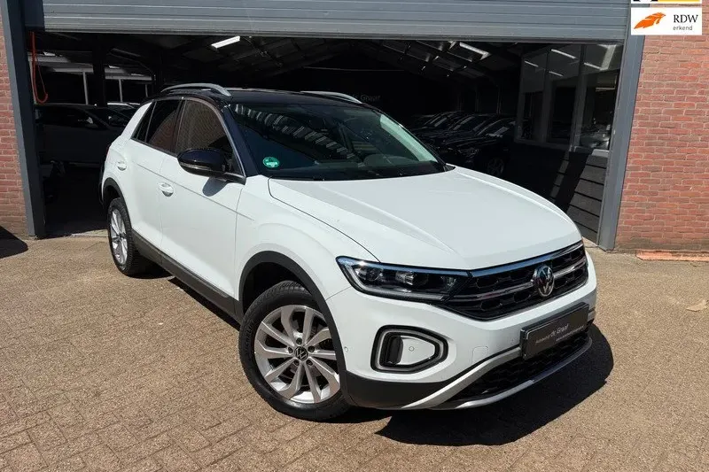 Volkswagen T-Roc (2022)