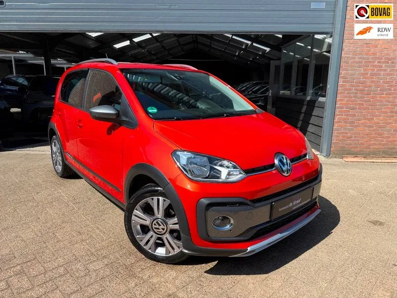 Volkswagen Up! (2018) — foto 1