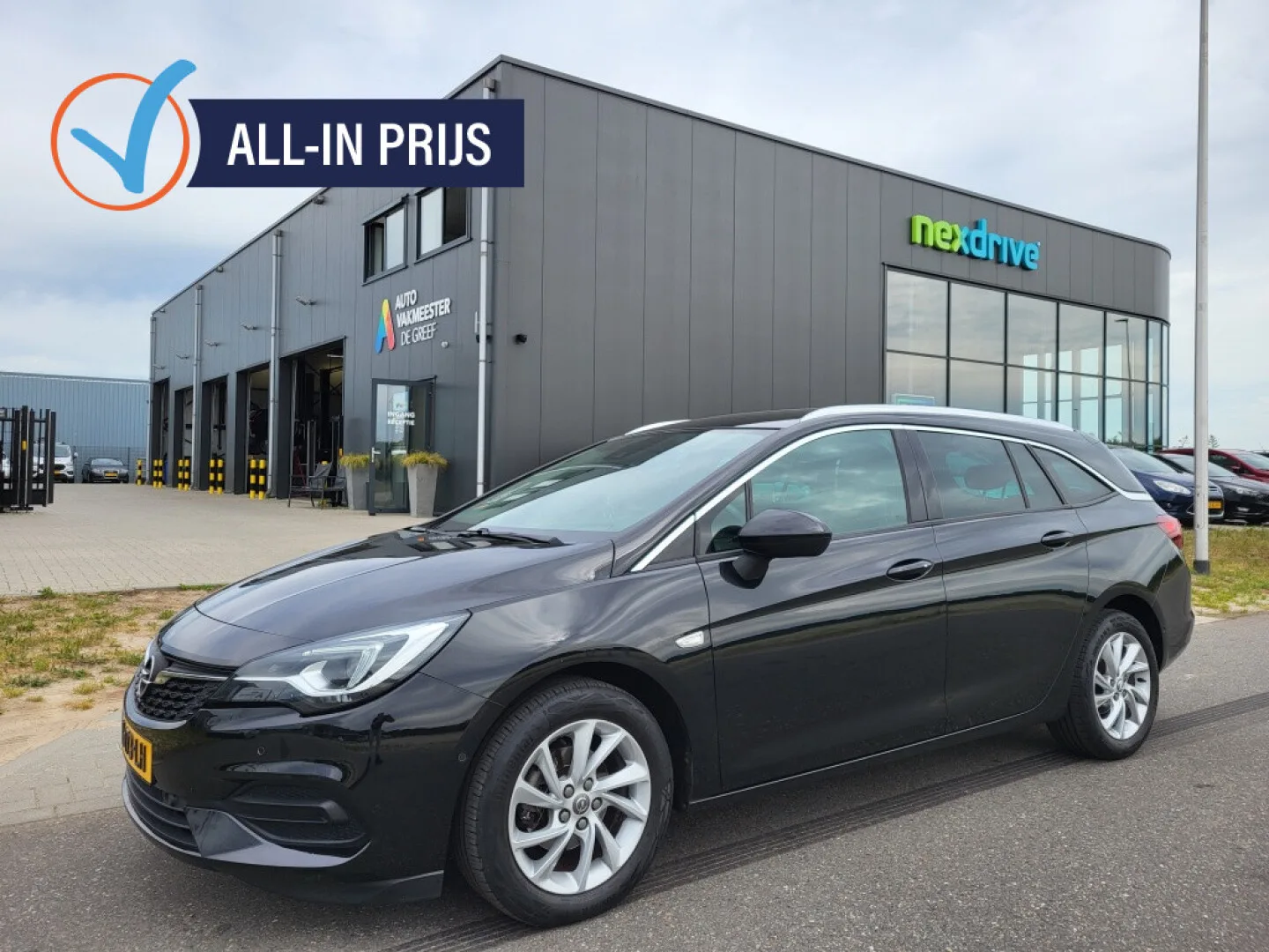 Opel Astra (2021) — foto 1