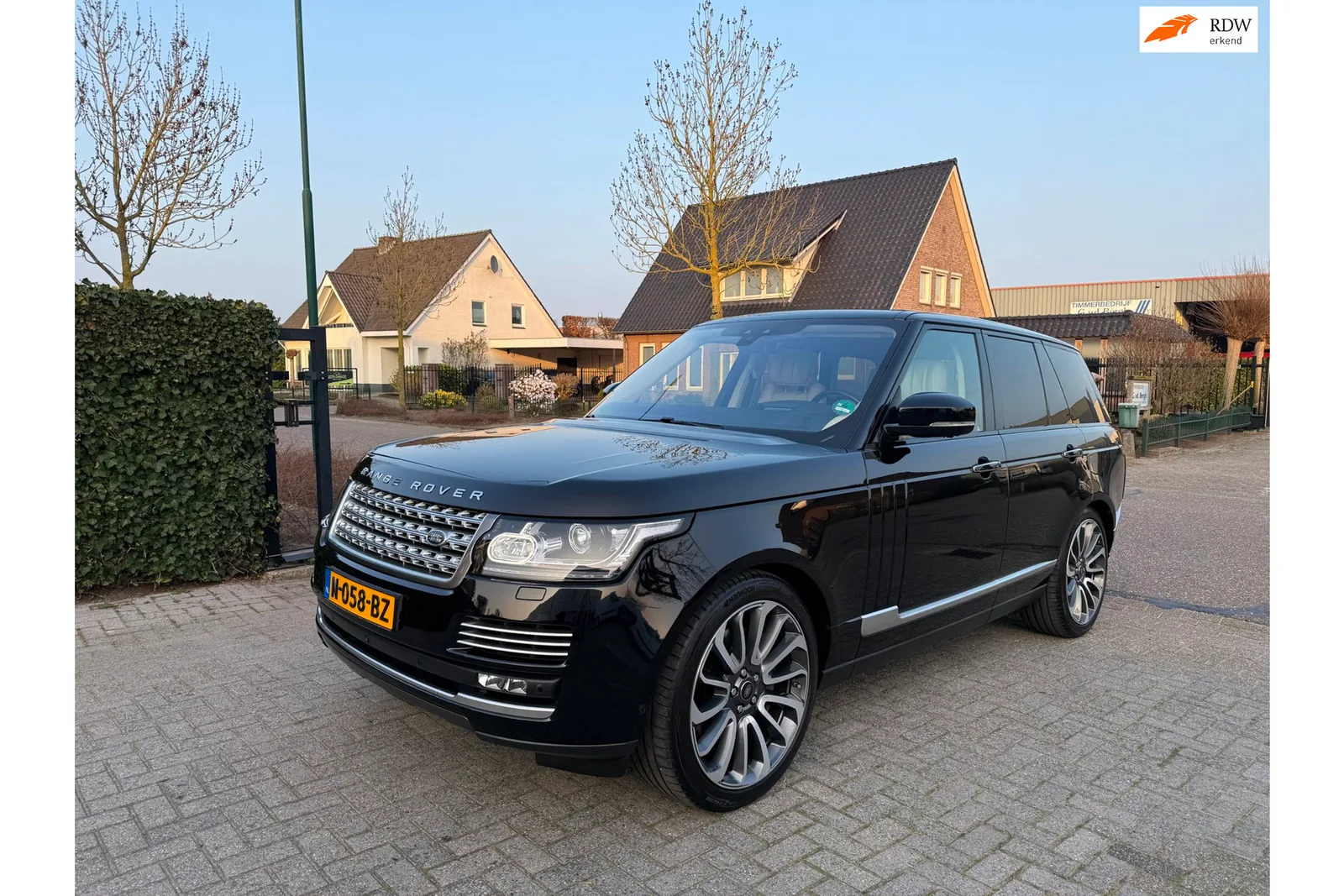 Land Rover Range Rover (2017) — foto 1