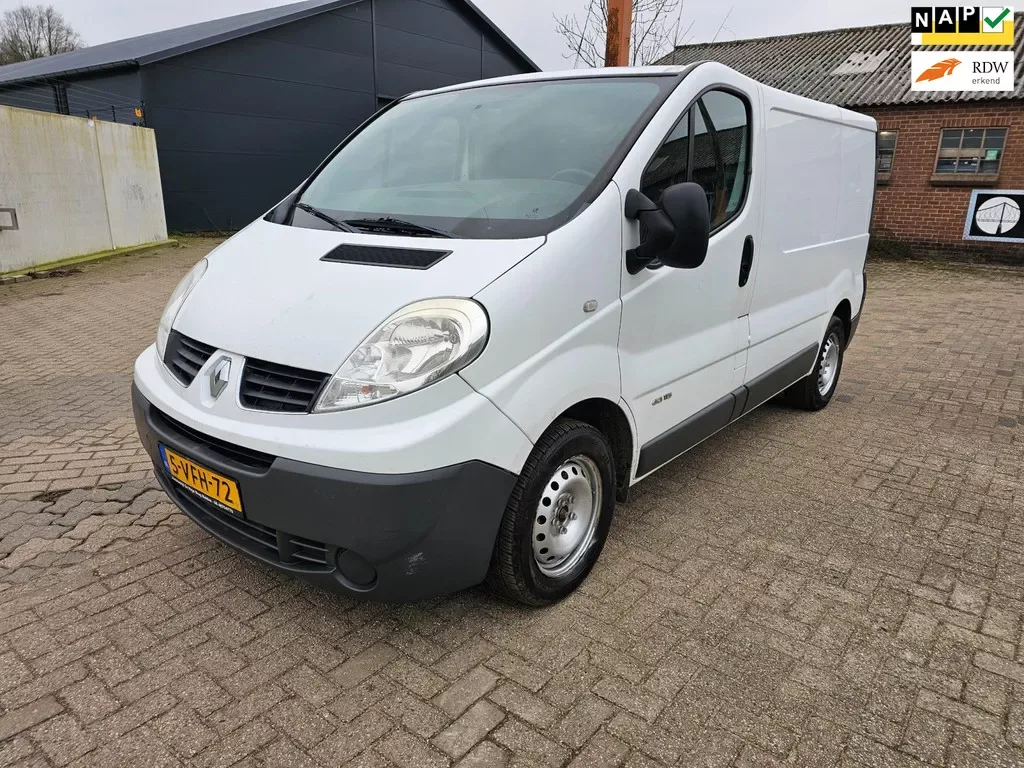 Renault Trafic (2010) — foto 1