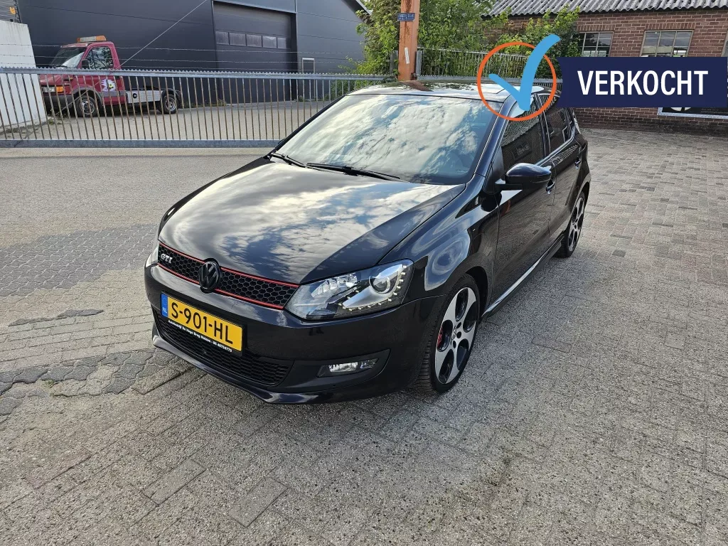 Volkswagen Polo (2014) — foto 1