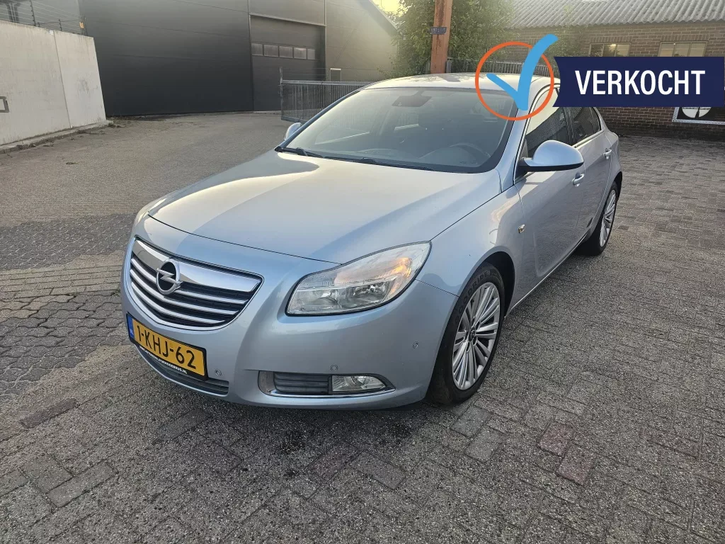Opel Insignia (2013) — foto 1