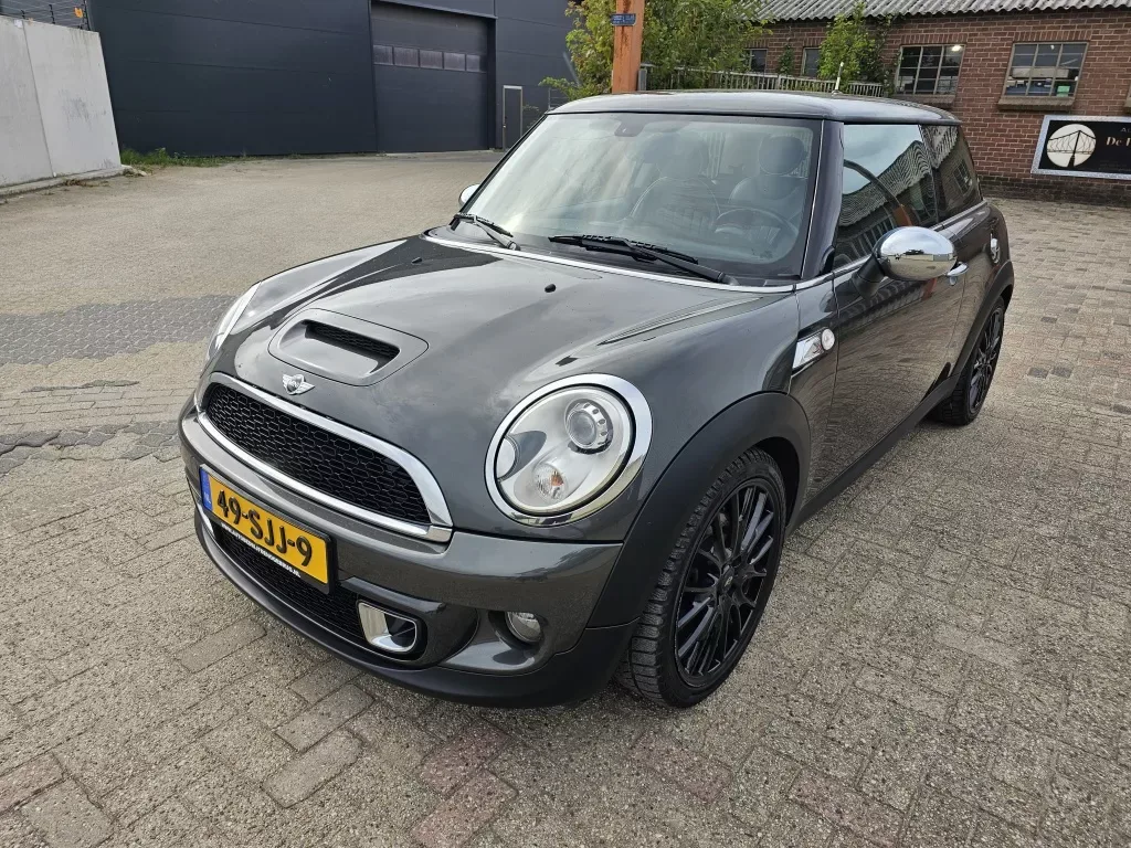 MINI 3-deurs (2011) — foto 1