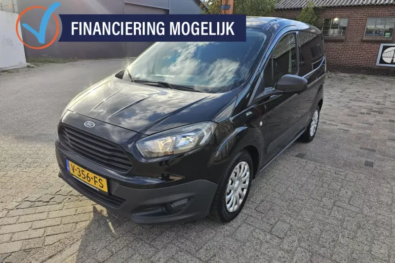 Ford Transit Courier (2017)